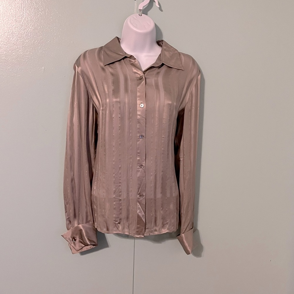 Rafaella Button Down Blouse Silver Size 8 95% Silk‎